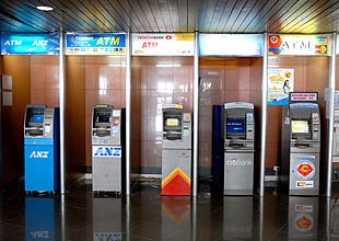 Camera giúp phát hiện kẻ trộm tiền máy ATM